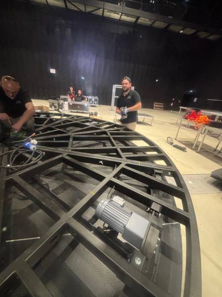 Location de scène tournante pour concerts et festivals de 4M de diamètre