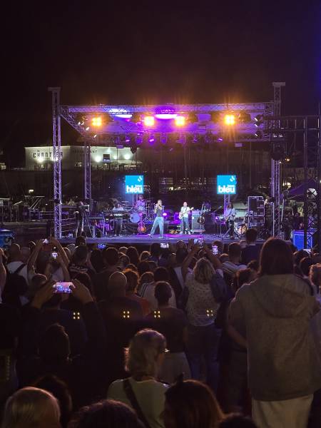 Scène flottante et grill scénique pour le France Bleu Live La Ciotat 2024