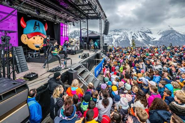 Scène mobile 120M2 à Orcières Merlette